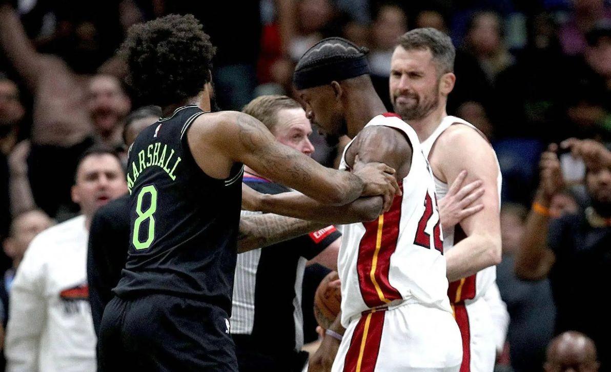 kaiyun官方网站-&quot;热火坚持防守，击退对手反扑&quot;